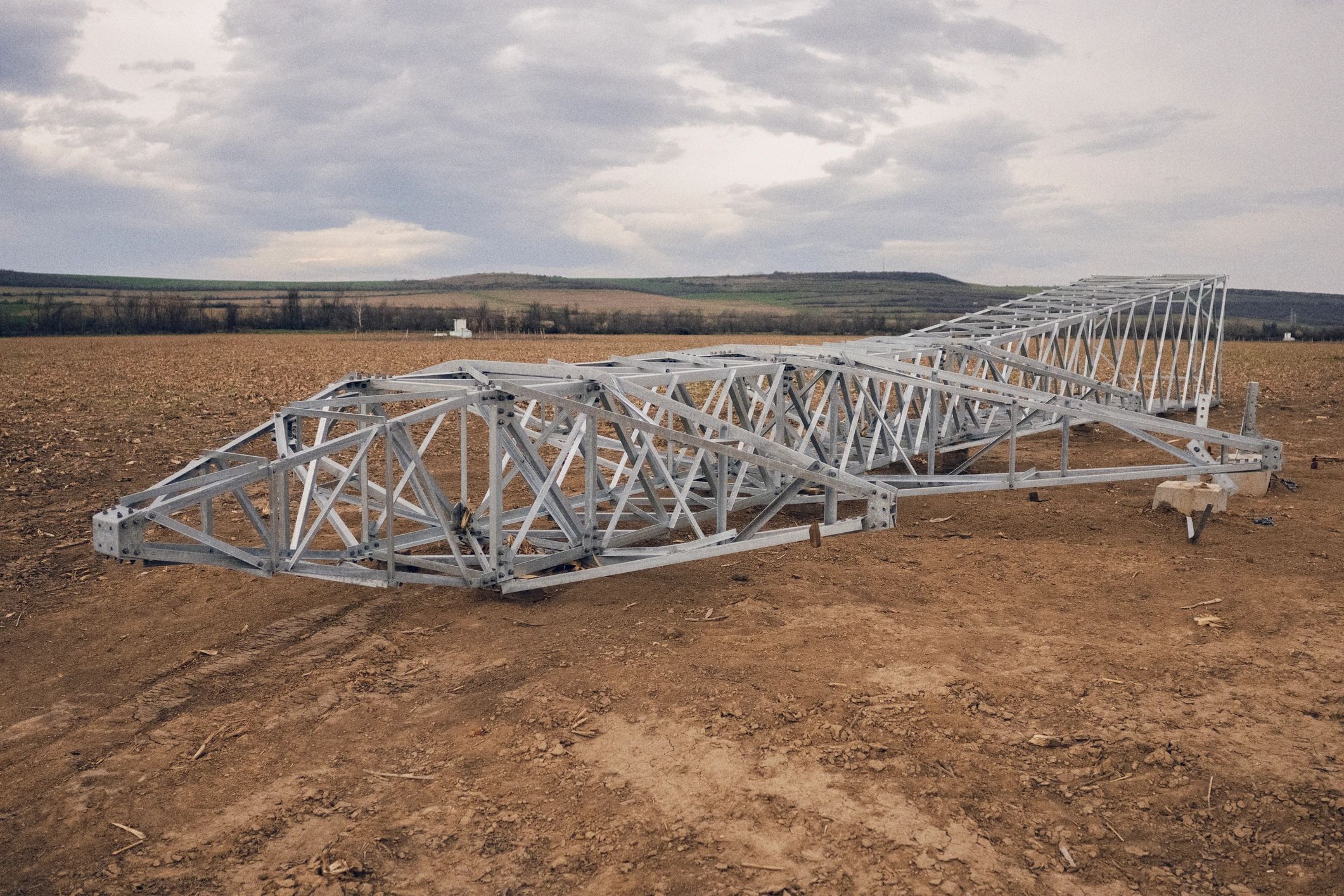 Structural steel elements prepared for installation